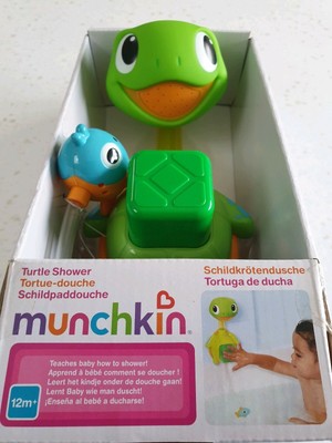 munchkin turtle bath toy