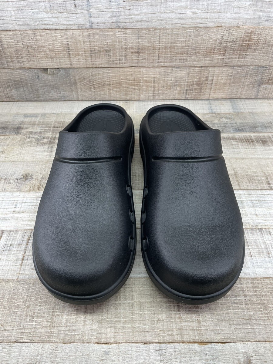 New Oofos OOcloog Black Casual Slip On Recovery Unisex Clogs New Oofos OOcloog Black Casual Slip On Recovery Unisex Clogs