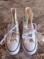Converse Chuck Taylor All Star High Top White Butterfly Embroidered Kids US 3.5
