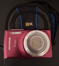 Olympus Stylus 7030 is a 14-megapixel compact digital camera