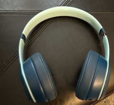 Beats by Dr. Dre Beats Wireless Headphones Solo 3 Blue Limited