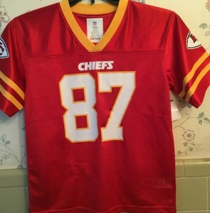 travis kelce jersey