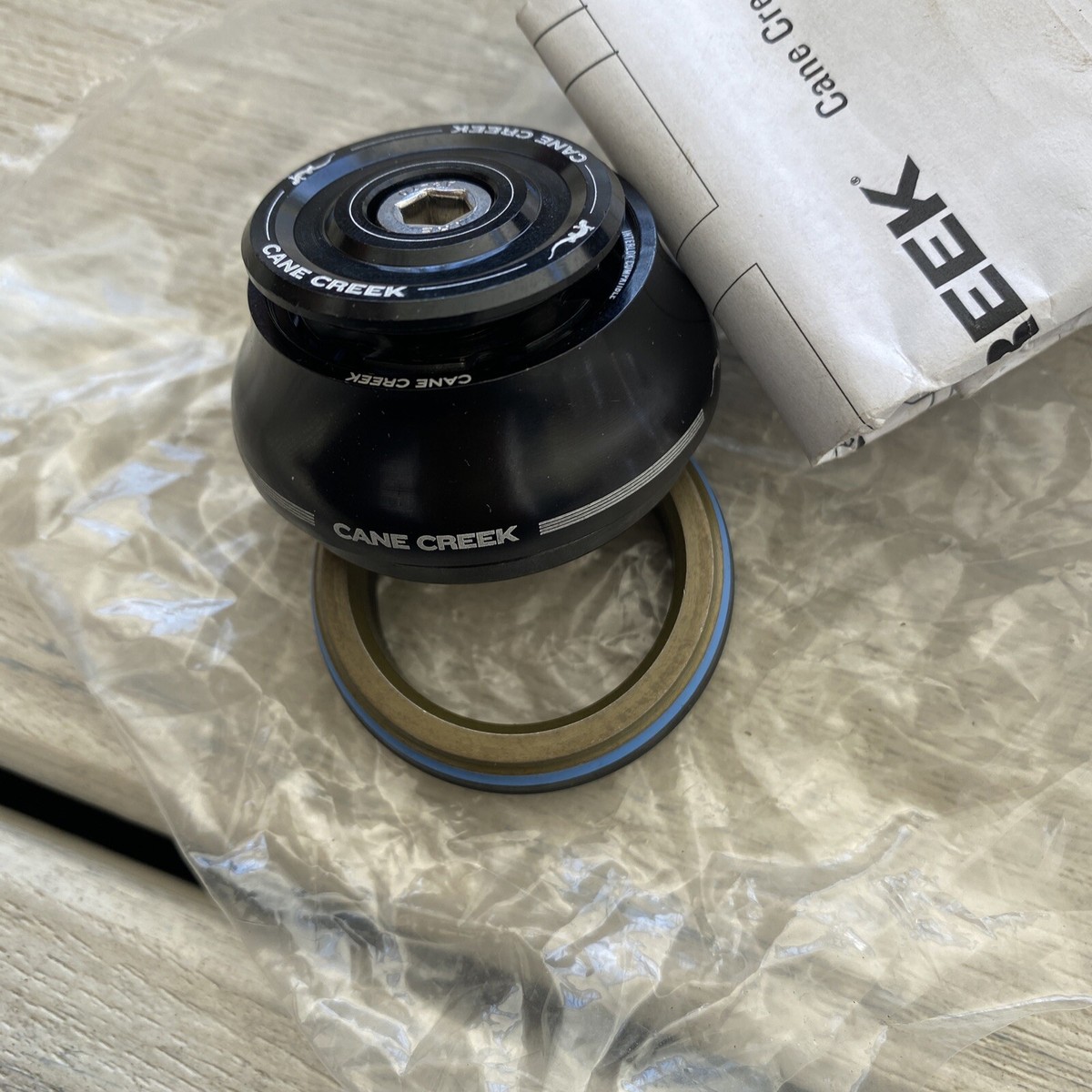 Cuffie integrate senza filettatura 1-1/8 con cablaggio interno