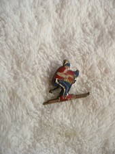PC- DOWNHILL SKIER PIN  29795