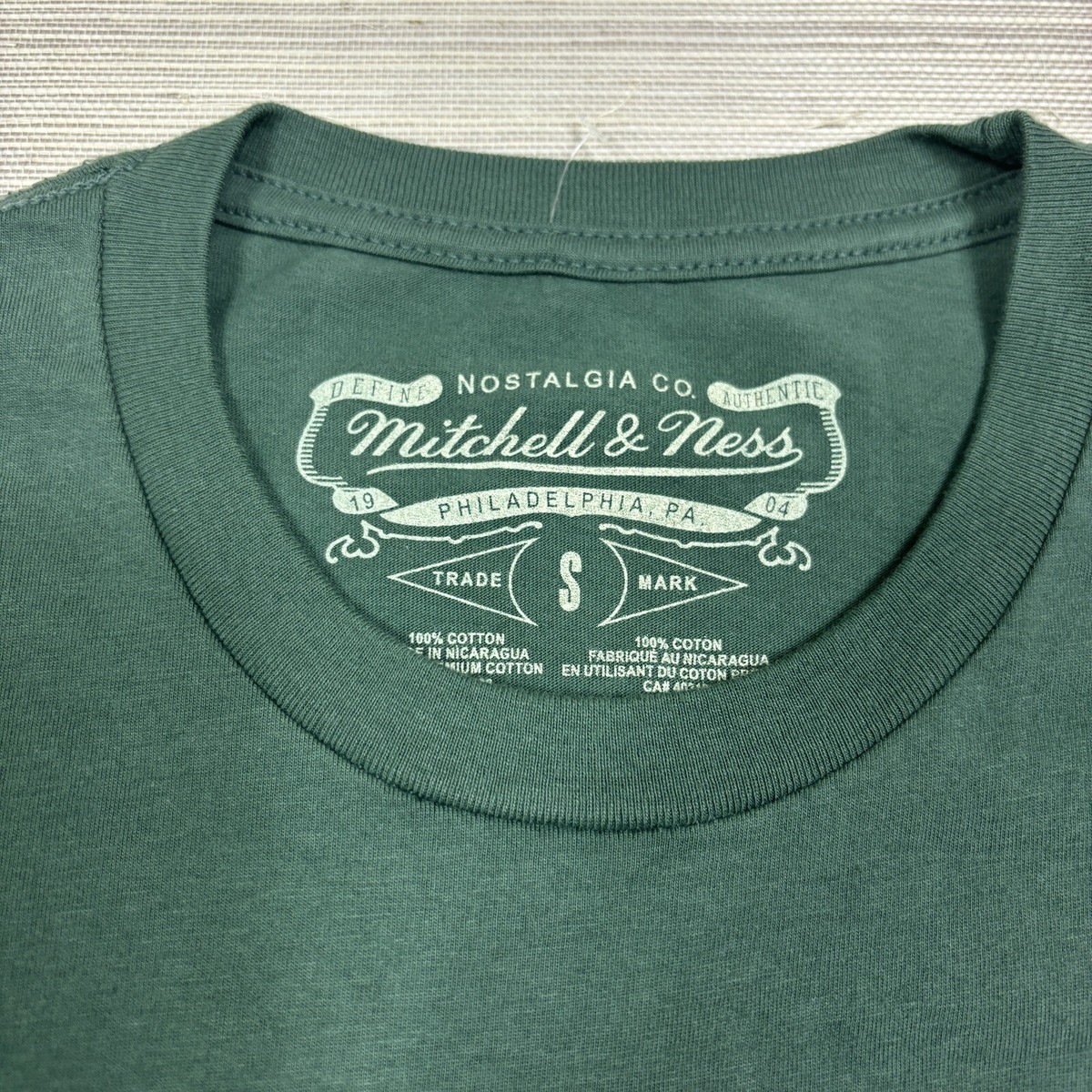 90‐00s mitchell&ness baseball shirt s-l400.jpg