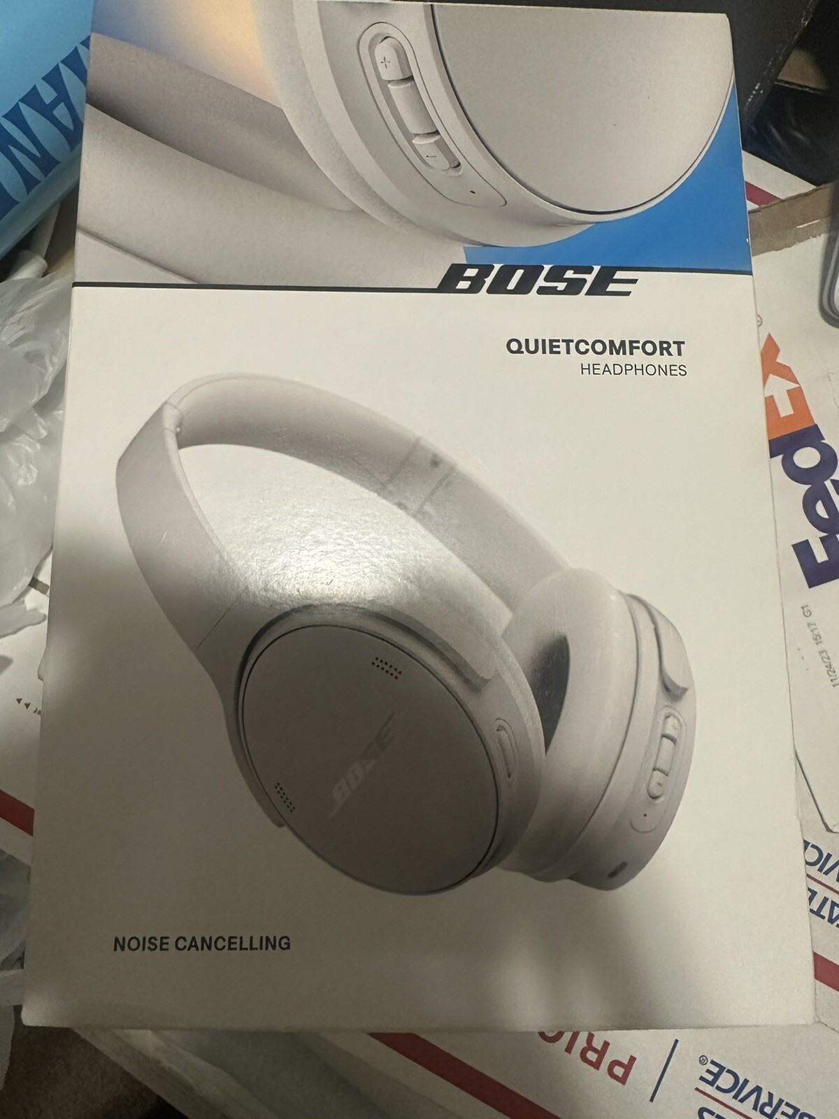 Bose QuietComfort QC Wireless Over-Ear Headphones - WHITE NEW-image