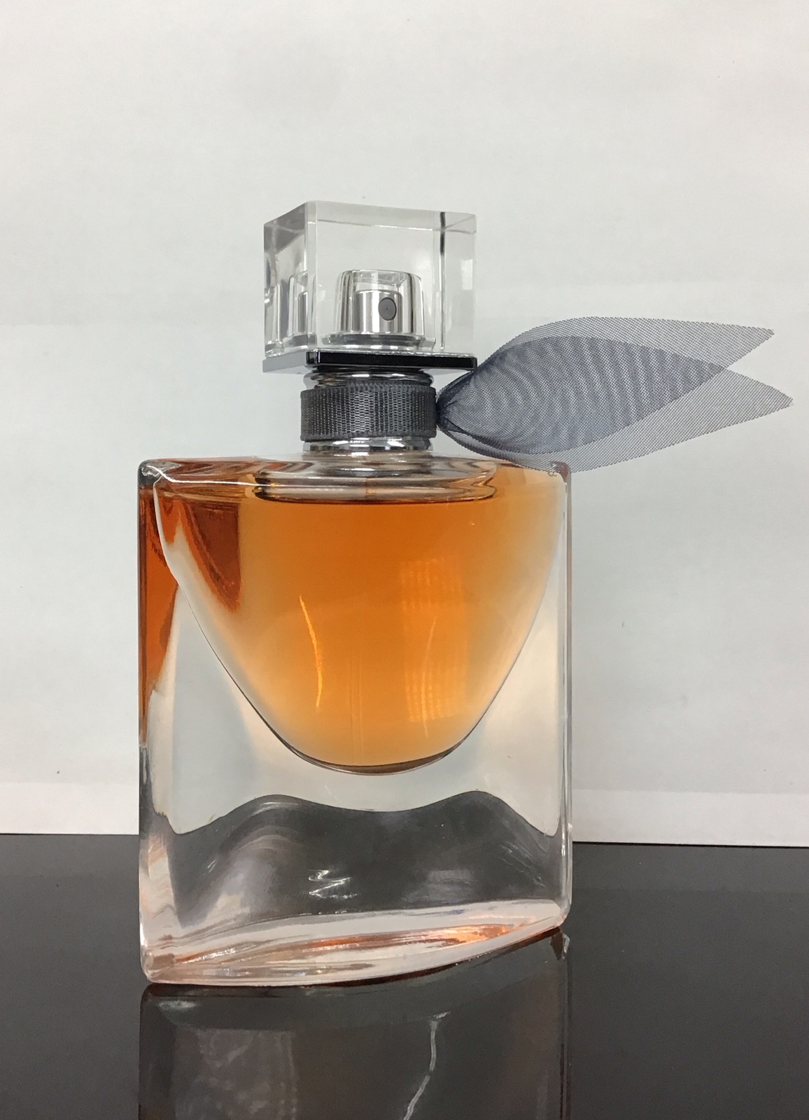 Lancôme La Vie Est Belle L’Eau De Parfum Spray 1.0 Fl Oz, As Pictured.