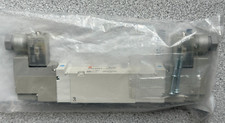 NEW SMC VQZ3351-5YZ1 Solenoid Valve, 5 Port 3 Pos Exhaust, 24 VDC