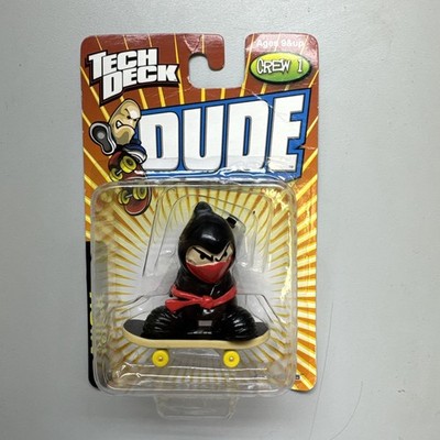 2001 Tech Deck Dude Crew 2'' Ninja Nick Black & Red Figure