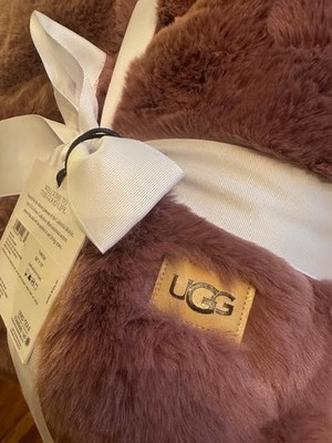 UGG  NEW with tags