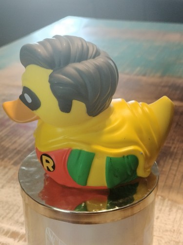 Numskull Comics Robin TUBBZ Duck Yellow PVC Figure Collection 3.5inch Super Rare - Picture 2 of 5