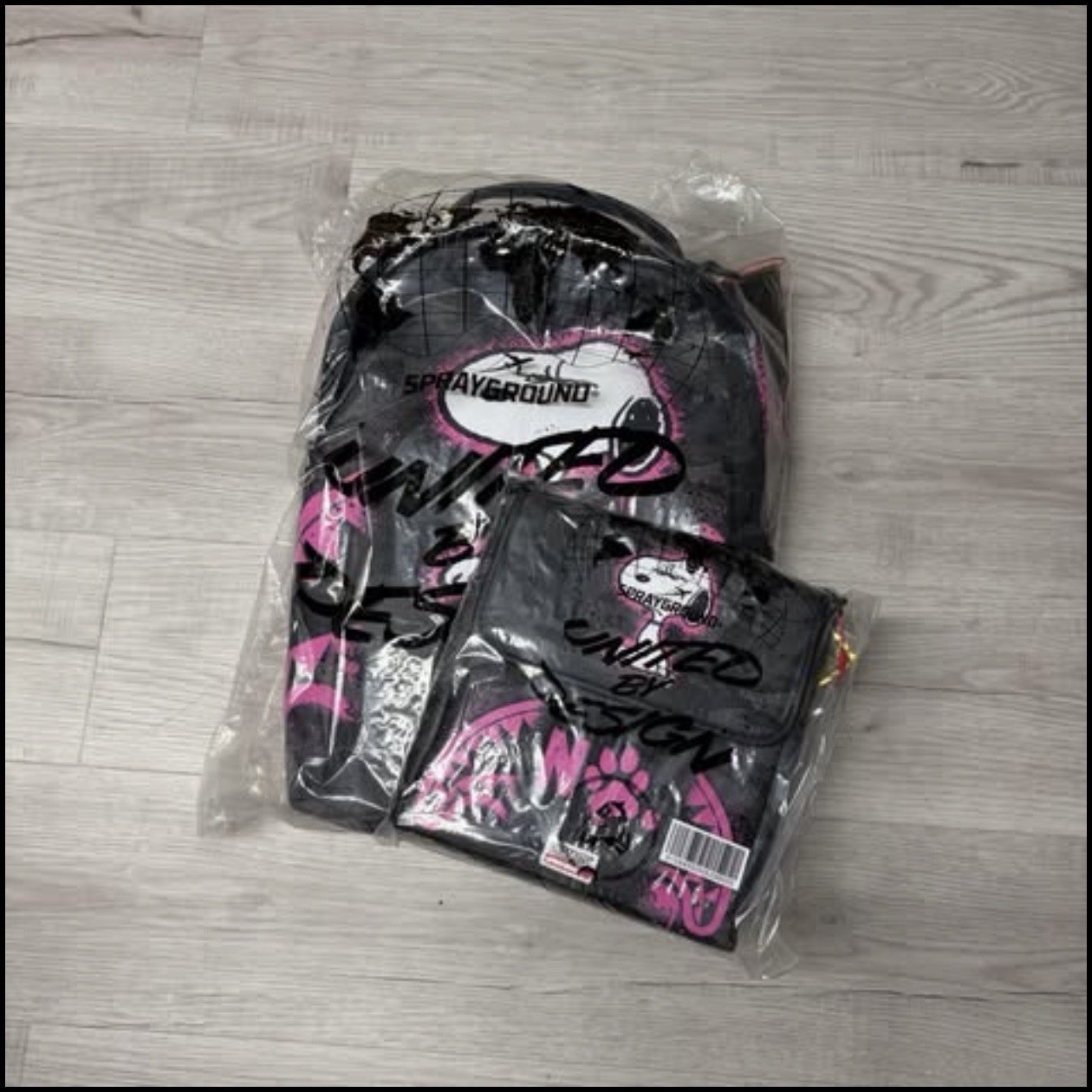 Sprayground 18" Backpack + Messenger bag : Snoopy That's a No No Limited Edition image 8