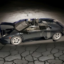 1:18 Maisto Special Edition  Lamborghini Murcielago Roadster Black #31636 NIB