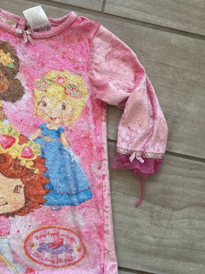 Vintage Strawberry Shortcake Velour 4T Girls Night Gown Flawed - Image 3 of 4