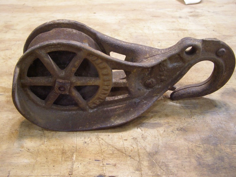 Antique F. E. Myers Hay Trolley Drop Pulley / Hook Sheave Still Turns