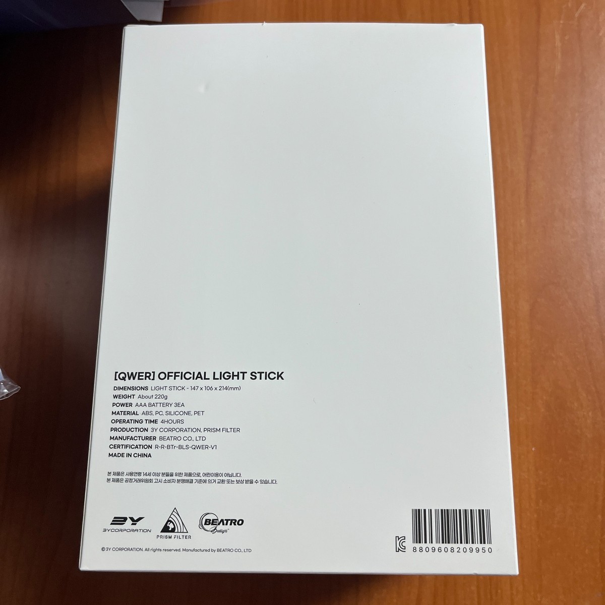 QWER LIGHT STICK Word Tour Rockation Homecoming Official Kpop