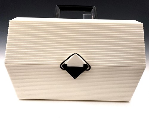 Caboodles of California Make Up Case - Model 2700 - Picture 3 of 19