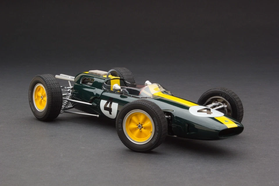 Exoto | 1:18 | 1963 Lotus 25 F1 Jim Clark | Winner, British Grand Prix - Image 4 of 4