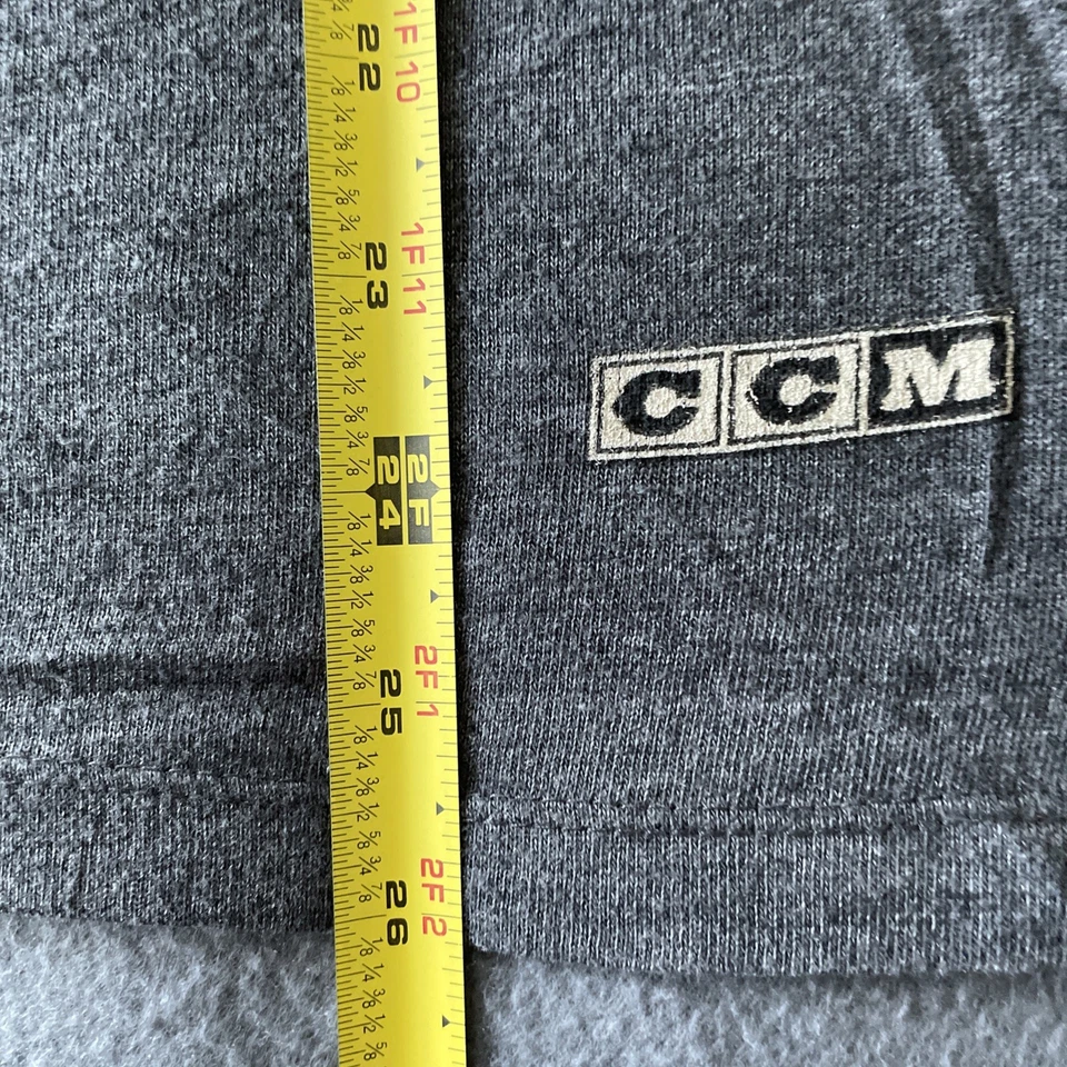 Camiseta CCM Chicago Blackhawks para mujer grande ajustada manga corta cuello en V #19 punteras Foto 4 de 4