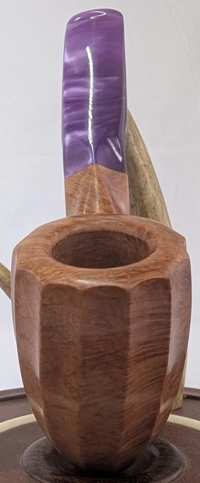 Pipa de brezo para fumar a mano alzada acanalada completamente doblada con vástago de acrílico de Whitaker Werks Foto 2 de 4