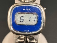 Seiko Alba Y4504000 Genuine Wristwatch Timepiece Quartz Vintage Medium Size