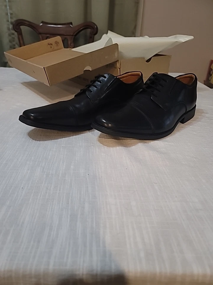 Men's Size 15 Clarks Dress Shoe Black Bnib - Image 3 of 4