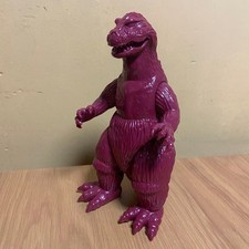 Marmit Monster Heaven Godzilla 2002 Red molded painted vinyl 5446