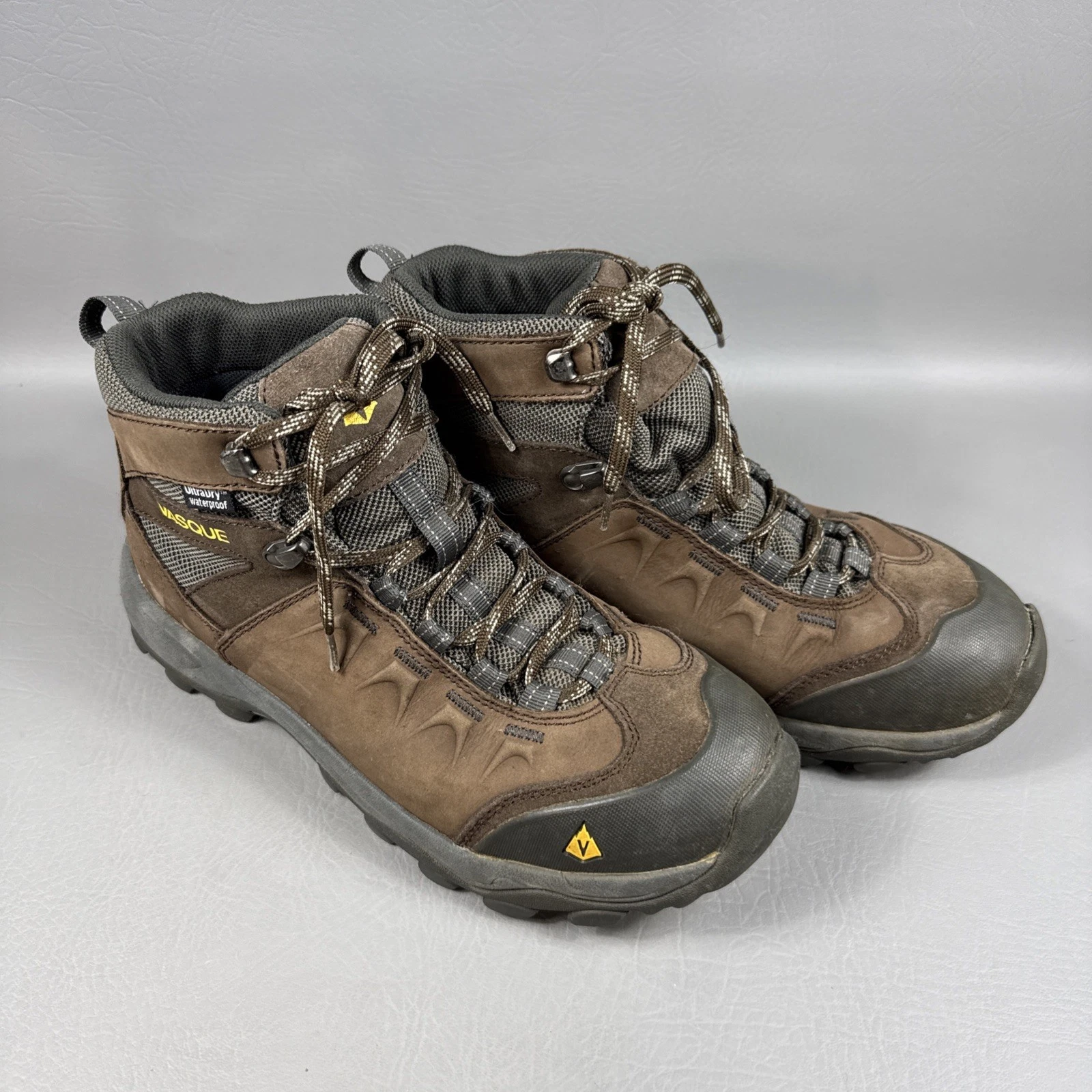 Vasque HIKING BOOTS Ultra Dry Waterproof Brown Leather Men's 7410 Size 9 M GORP