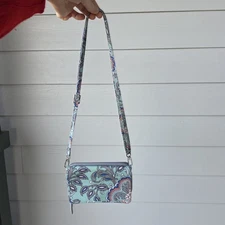 Vera Bradley RFID Convertible Crossbody Wallet Blue Paisley Floral Zip Strap