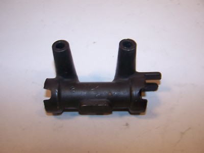 KAWASAKI ZX900 FRONT BRAKE JOINT BRAKE SPLITTER 43061-1004