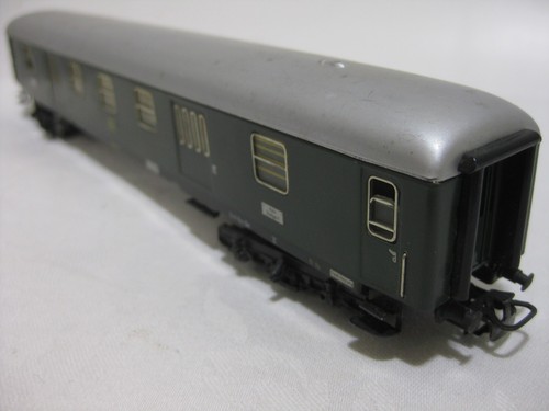 MÄRKLIN PERSONENWAGEN DB Kl.1 Kl.2 Konvolut 4 Stück NICHT GETESTET - 第 5/24 張圖片