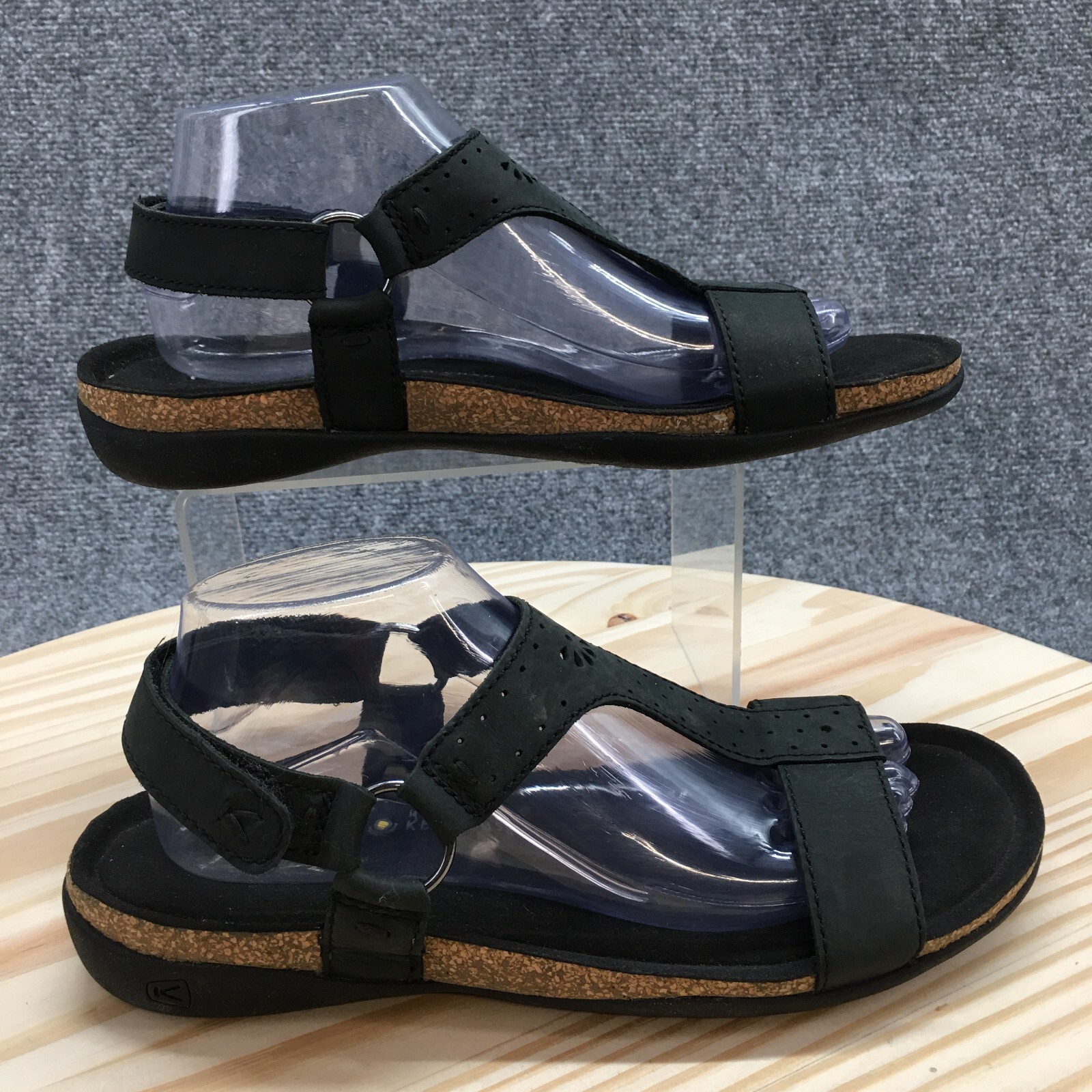 Sandali Keen donna larghi 10 5 Kaci Ana neri casual cinturino a T punta aperta 1020443