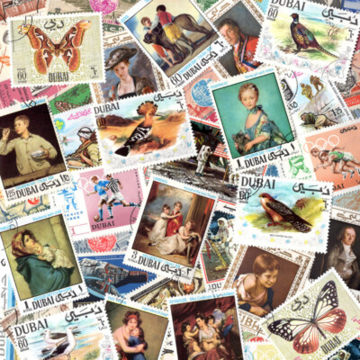 Dubaï timbres de collection tous différents Dubaï timbres de collection tous différents