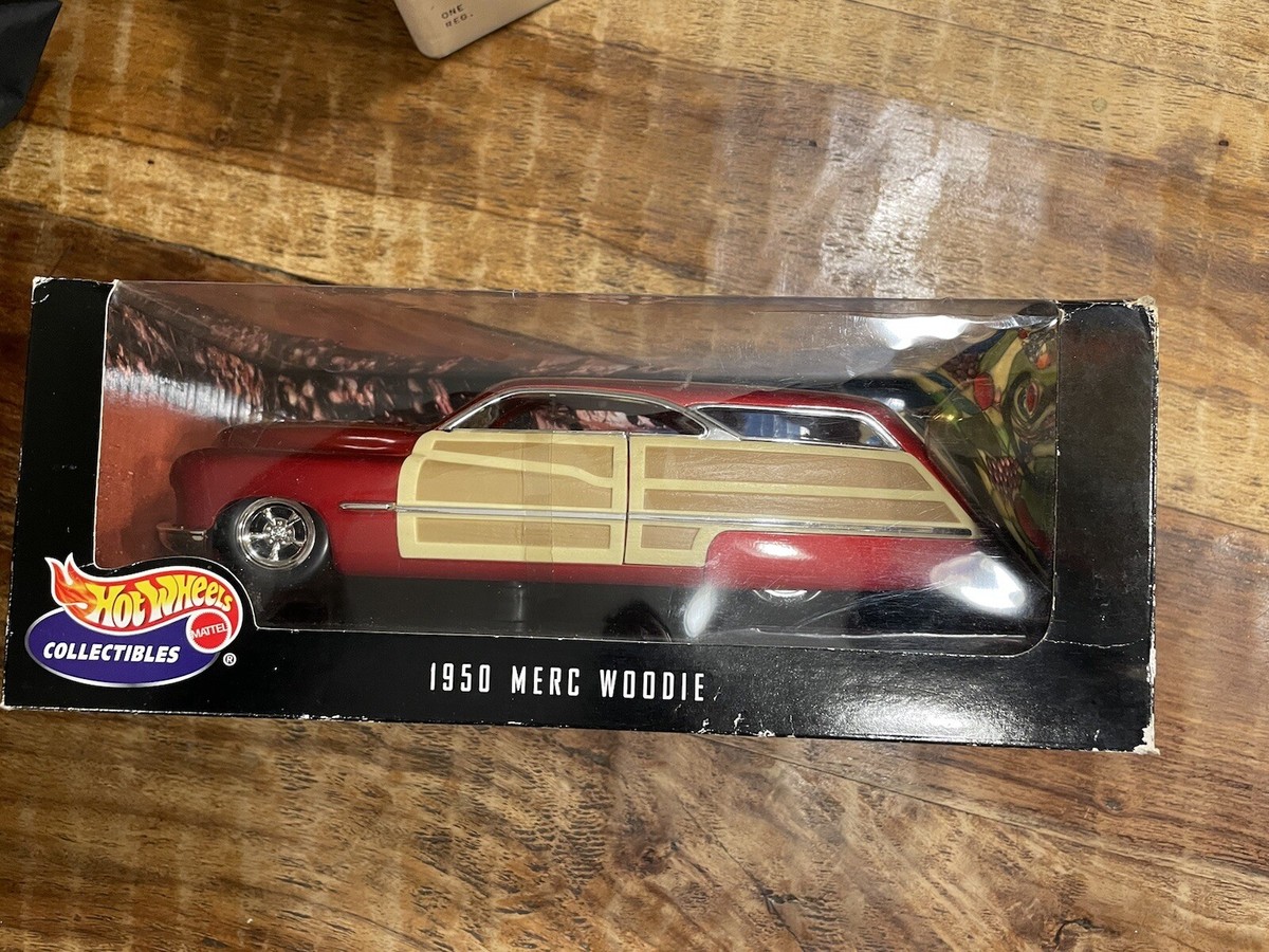 新品　1/18 マ—キュリ—1950 custom Woodie HOT WHEELS 1950 CUSTOMIZED MERC WOODIE 1/18 SCALE with