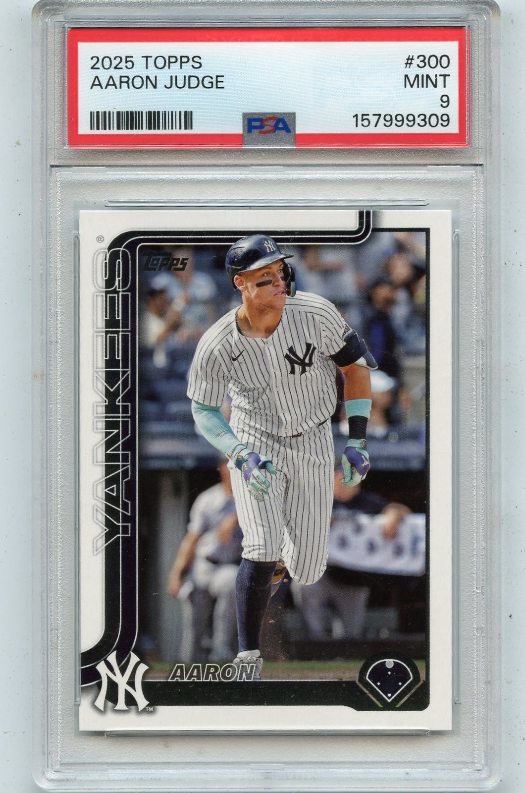 2025 TOPPS BASEBALL #300 AARON JUDGE, NEW YORK YANKEES - PSA 9 MINT (99309)