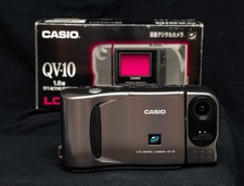 Casio QV-10 First consumer digital camera with a pivoting lens from 1995 boxed 