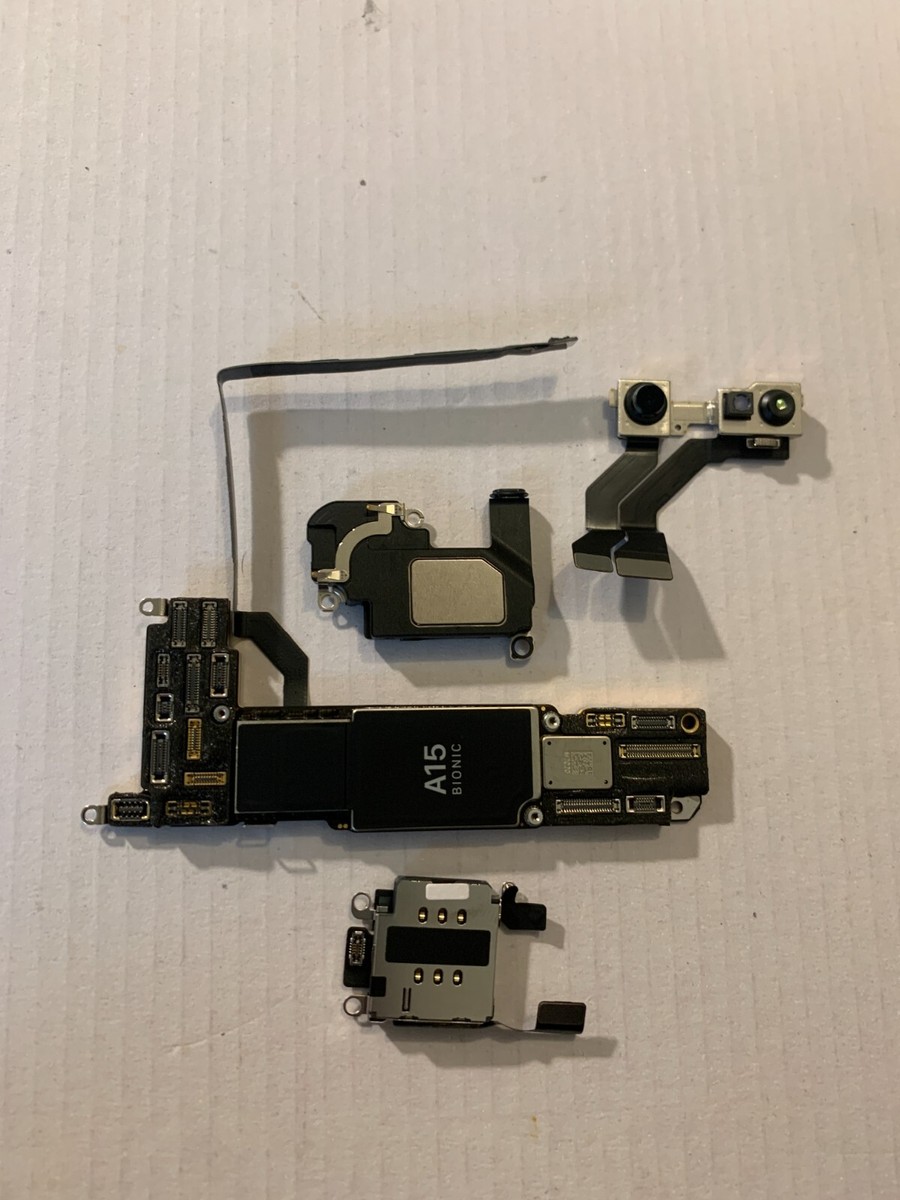 Apple iphone 13 256gb midnight Logic board READ for parts A2482