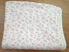 NWOT LITTLE ME BABY GIRL PNIK WHITE FLORAL RECEIVING/SWADDLING BLANKET