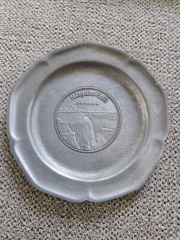 VTG Niagara Falls Sigal Brothers Souvenir Hanging Plate Bowl Tray Superb Series