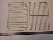 Set 4 Baker Tools: 3Roasting, Baking, Steaming, Cooling Grid Racks& 6-cup Muffin