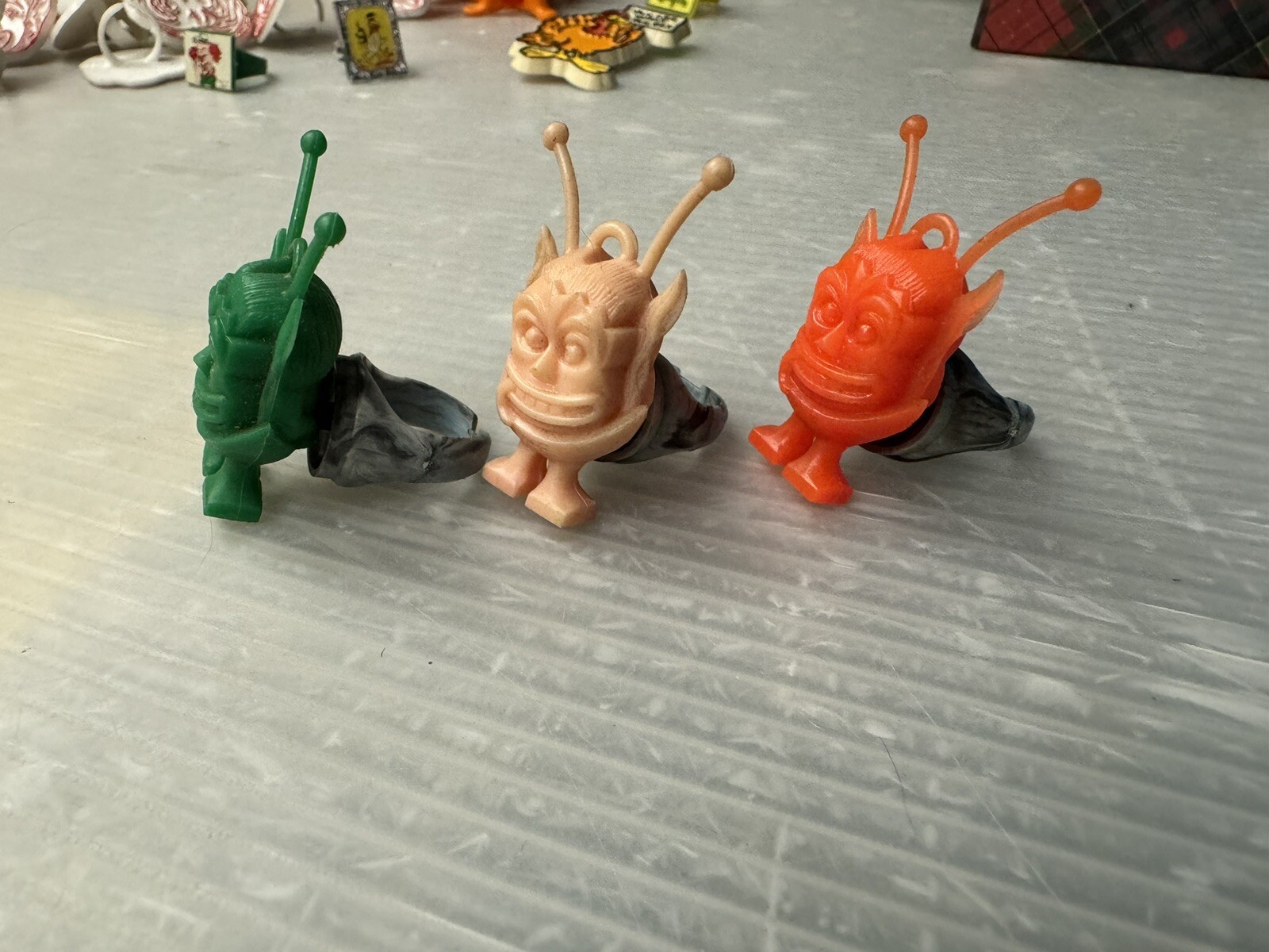 vintage RAT FINK 1965 Martian Fink Plastic NOVELTY RING charm LOT/3