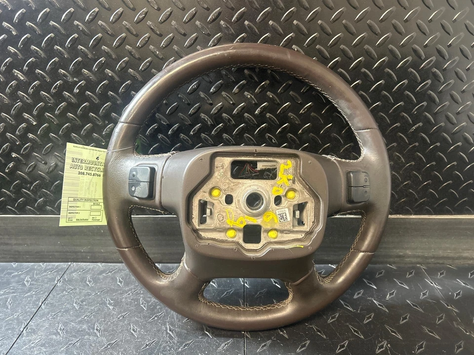 2014 - 2018 GMC Sierra 1500 Cocoa-H2T Leather Steering Wheel (Cruise Audio) - Image 3 of 3