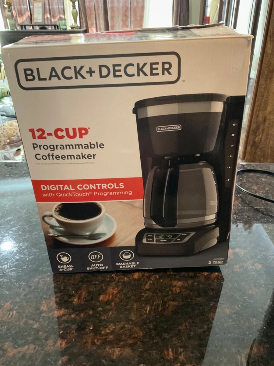 Black and Decker 12-cup Programmable Coffeemaker CM1165GY