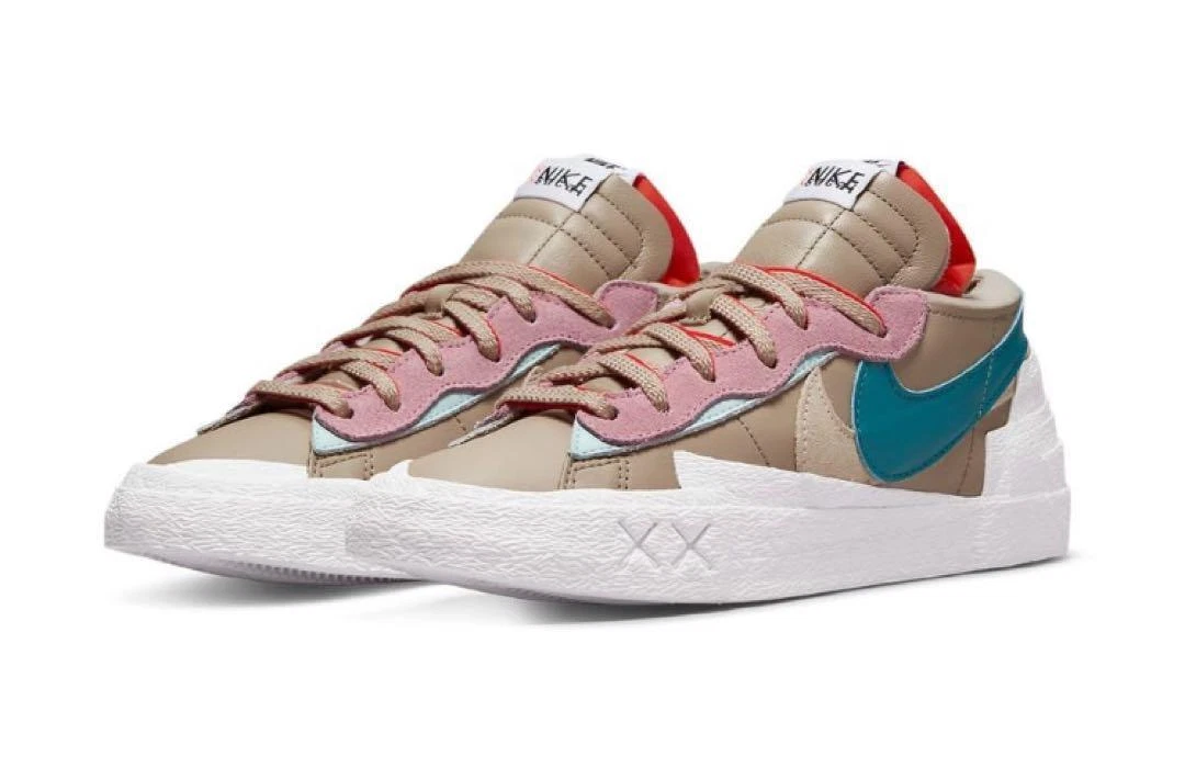 NIKE x SACAI x KAWS Nike Sakai Kaws sneakers US9 27.0cm beige