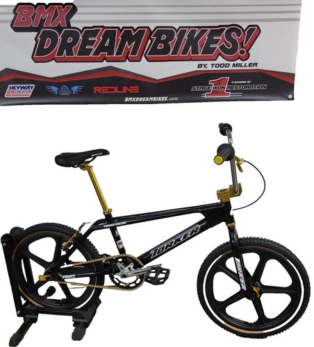justin bieber electric bicycle Justin Bieber Takes His Electric Bike Editorial Stock Photo - Stock Image