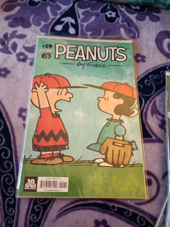 vintage peanuts comic books