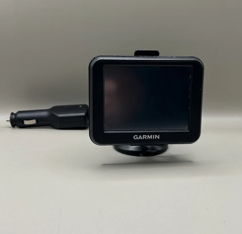 GarminNuvi 30 Travel Assistant GPS For Car - Bundle With Mount And Ac Adapter - Image 3 of 4
