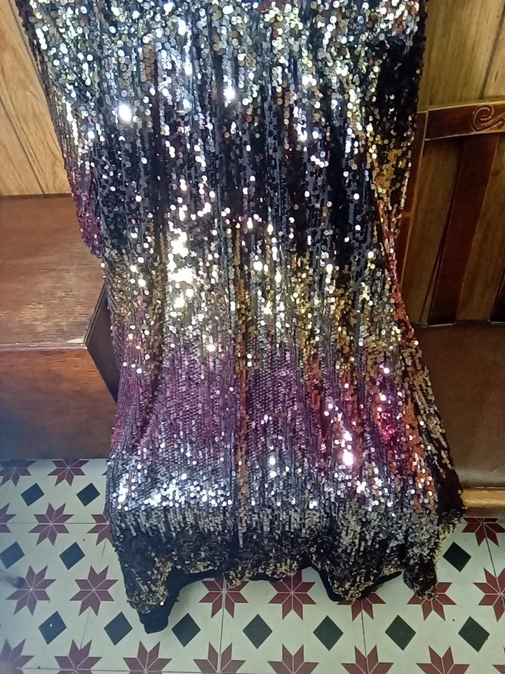 STUNNING FLATTERING STRETCHY SPARKLY SEQUIN MAXI DRESS SIZE 22 NEW WITH TAGS - Image 3 of 4