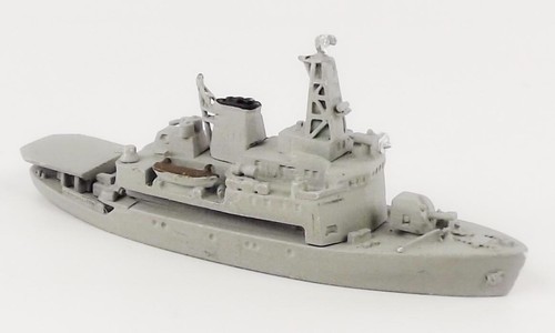 Trident TA 10209 Soviet Icebreaker Ivan Susanin 1974 1/1250 Scale Model Ship