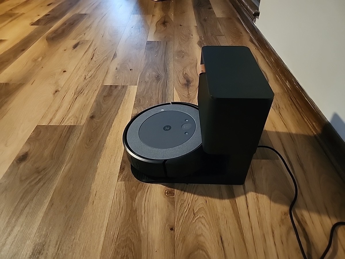 iRobot Roomba i3+ EVO Self-Emptying Robot Vacuum Cleaner
